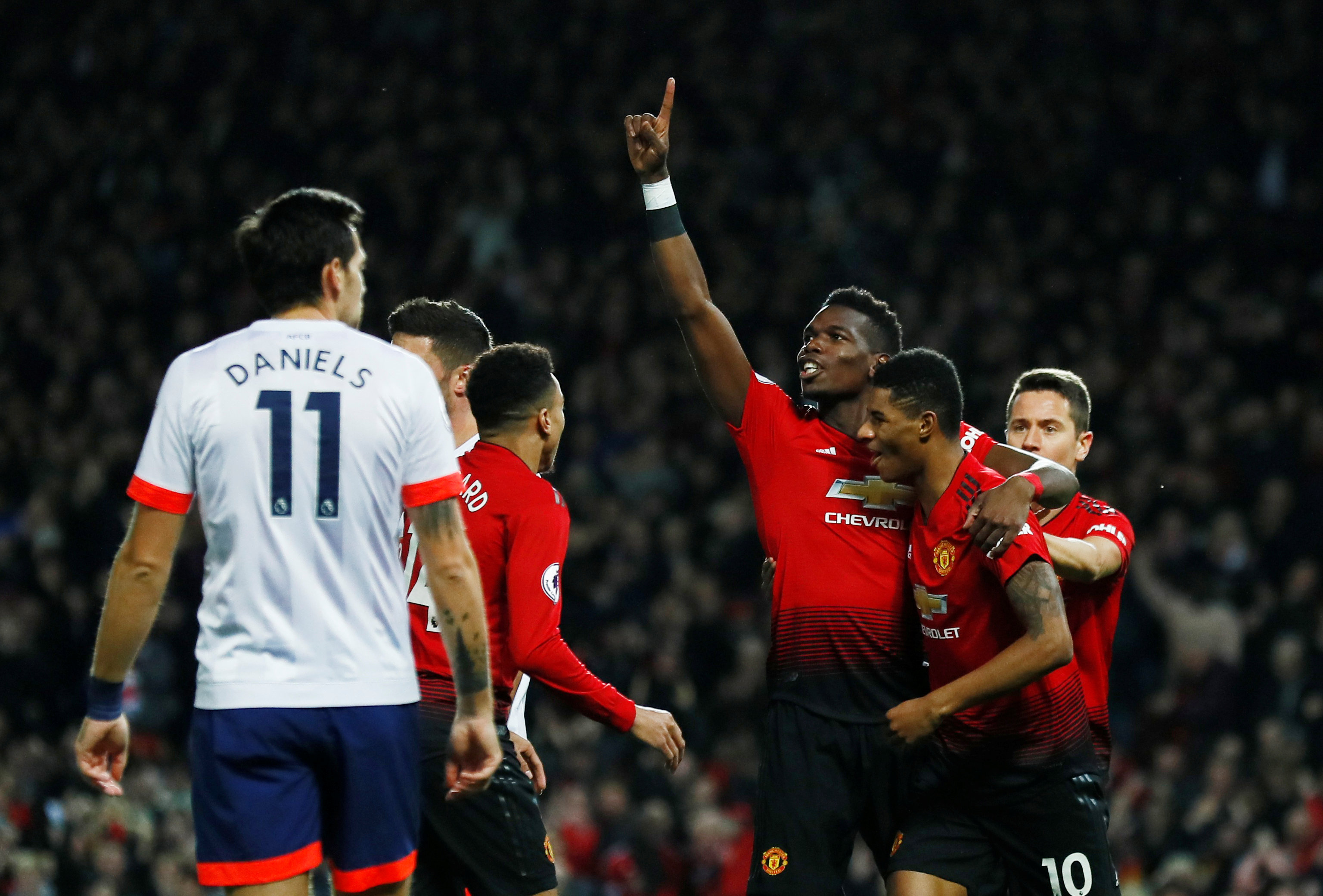 不仅仅是战 不仅仅是战