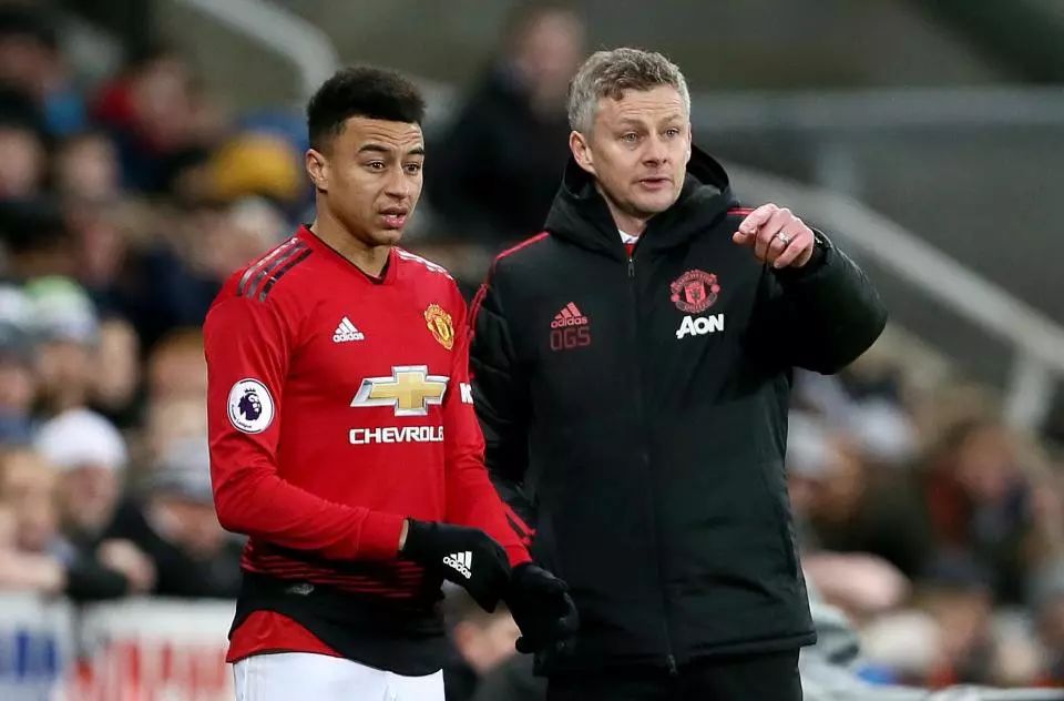 还是近距离 还是近距离